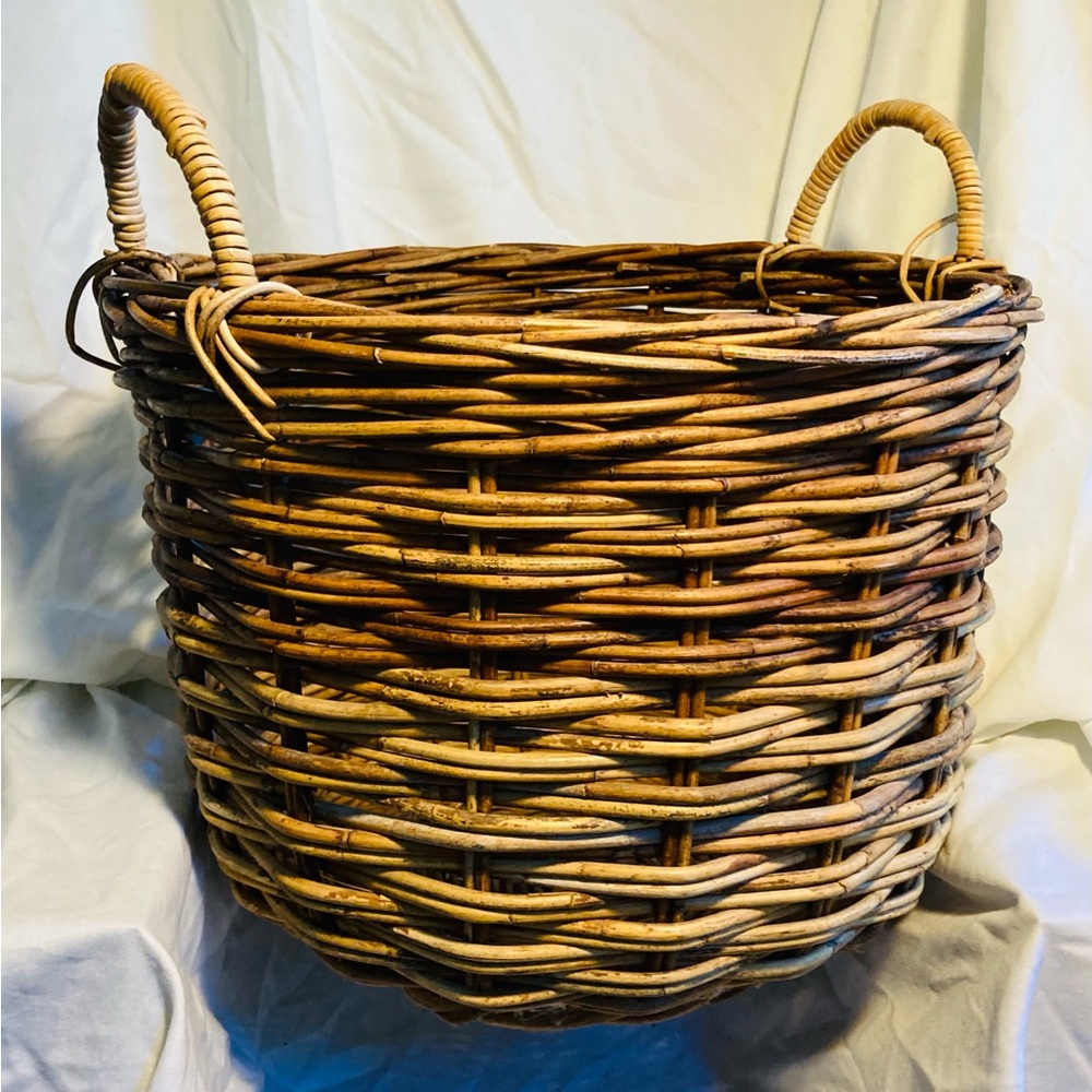 Vintage French country large woven wicker basket loop dual handles, crosshatch